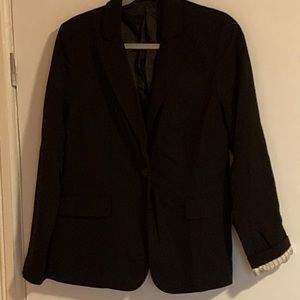 Black Blazer, Daisy Fuentes, Size 8, only worn a few times